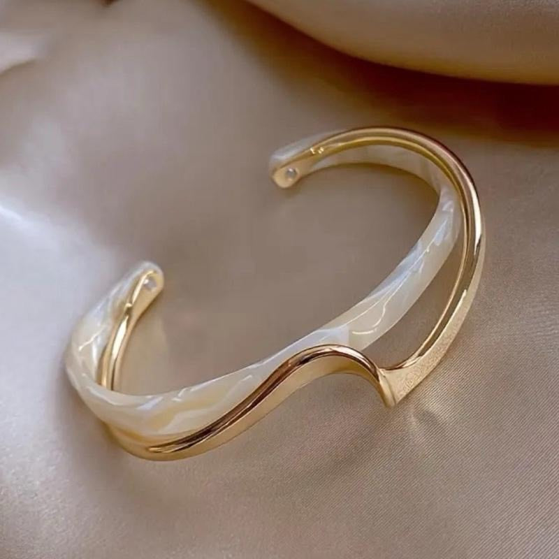 Gold Tone Wave and Marble Effect Bangle with Gift Packaging for Women