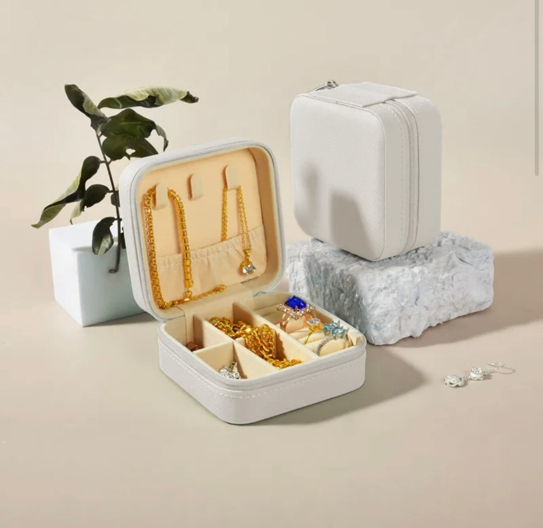 Travel Jewellery Box with Zip