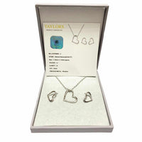 Diamond pendant & earring set cttw 0.045