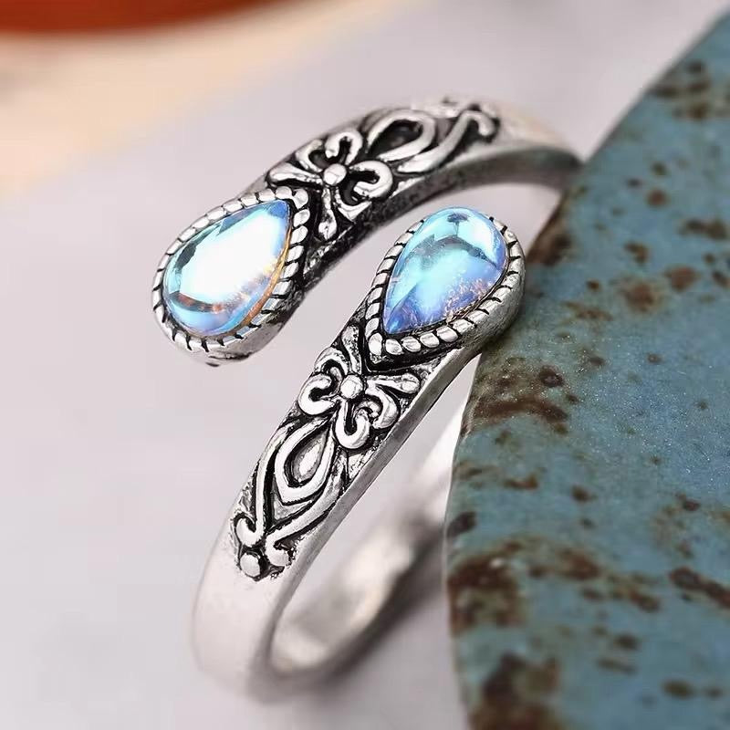 Moonstone Adjustable Antique Vintage Style Ring w/ Display Box