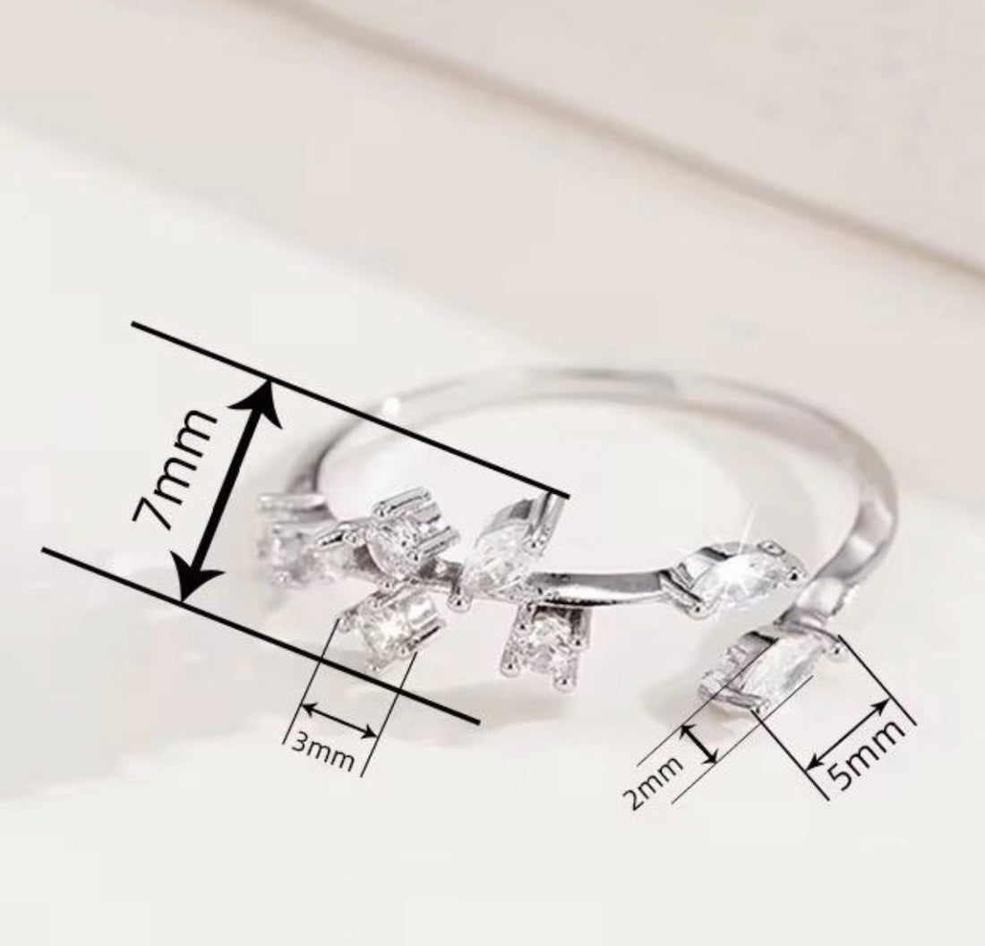 Elegant Crystal Leaf Adjustable Ring