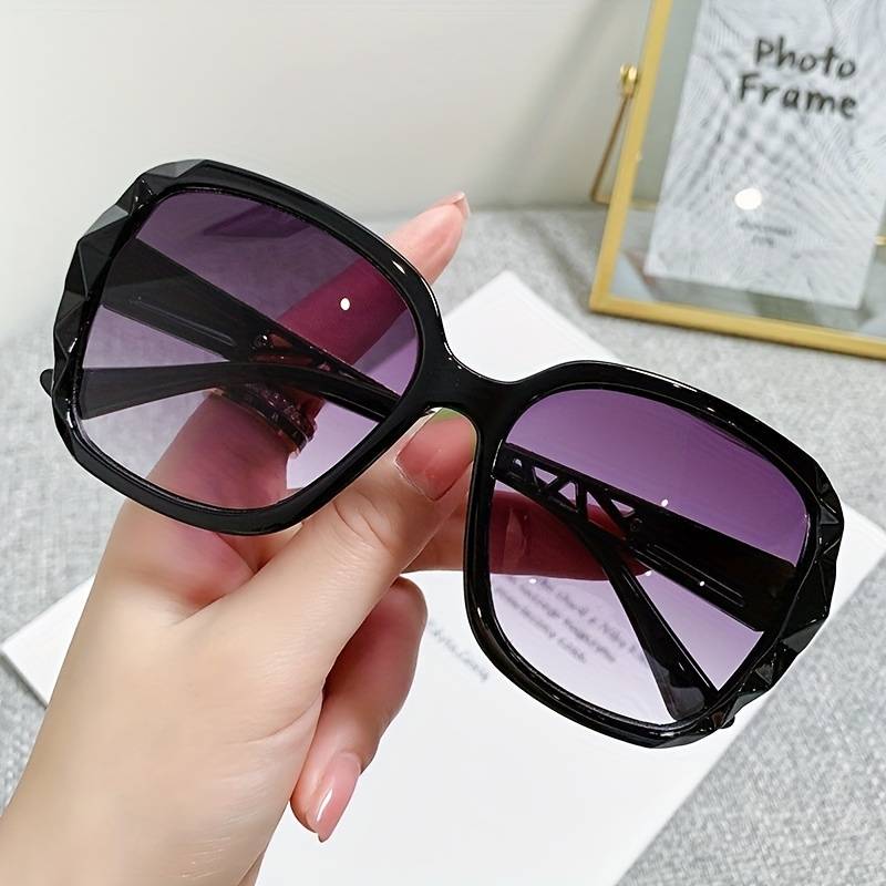 Trendy Sunglasses (Style 11)