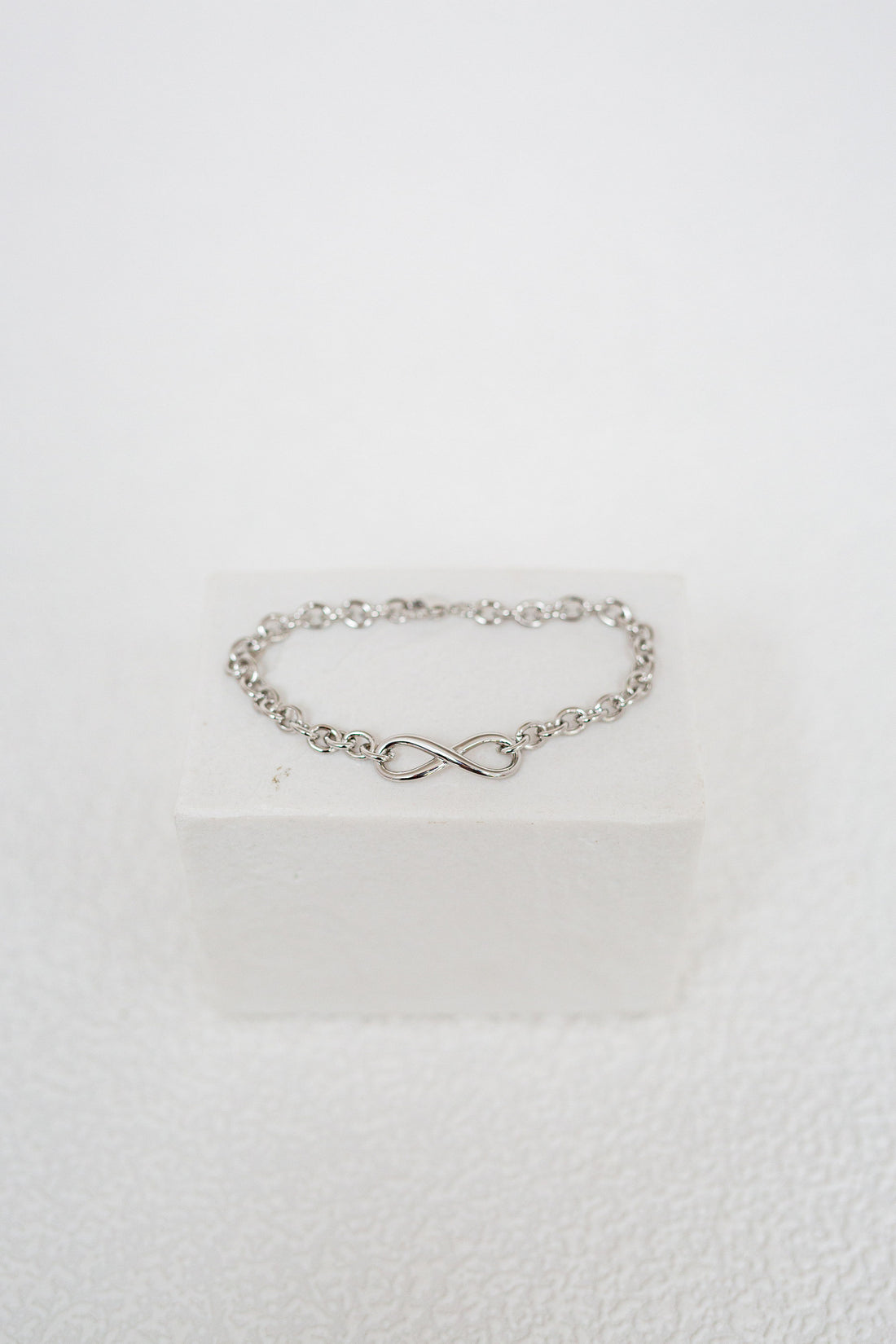 Multi Link Infinity Bracelet With Optional Engraved Charm